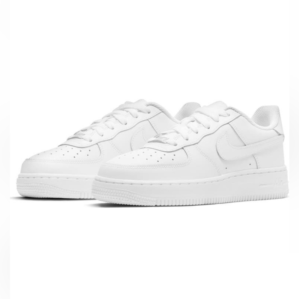 NWOT Women’s 9.5 Air Force 1